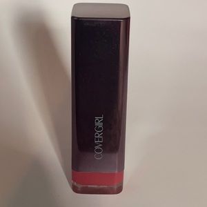 COVERGIRL EXHIBITIONIST LIPSTICK 💄